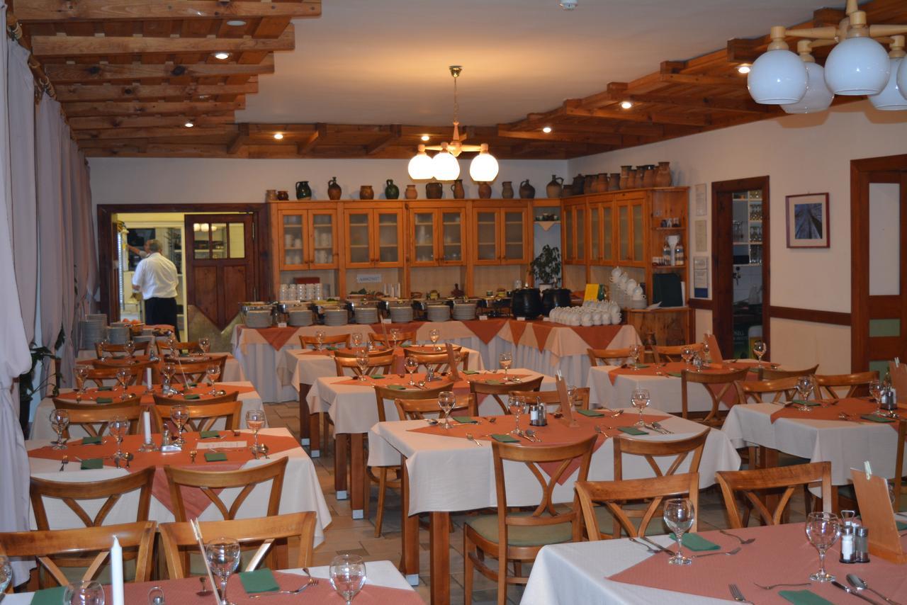 Bakony Hotel Bakonybél Zewnętrze zdjęcie