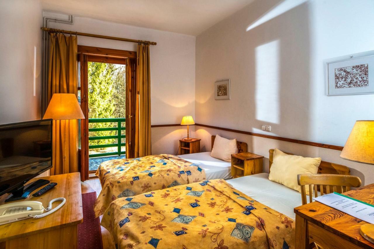 Bakony Hotel Bakonybél Zewnętrze zdjęcie